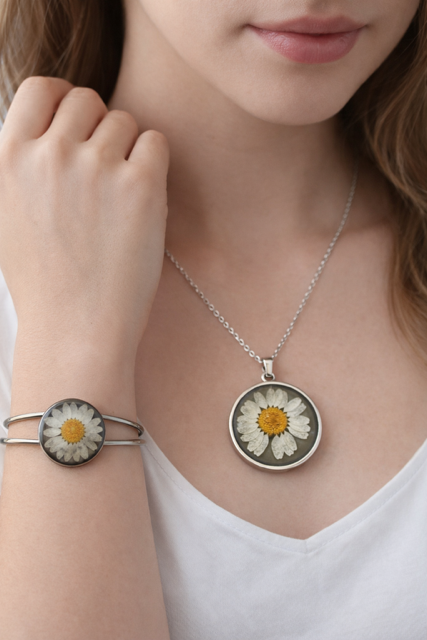 The Daisy Collection ( hand made )